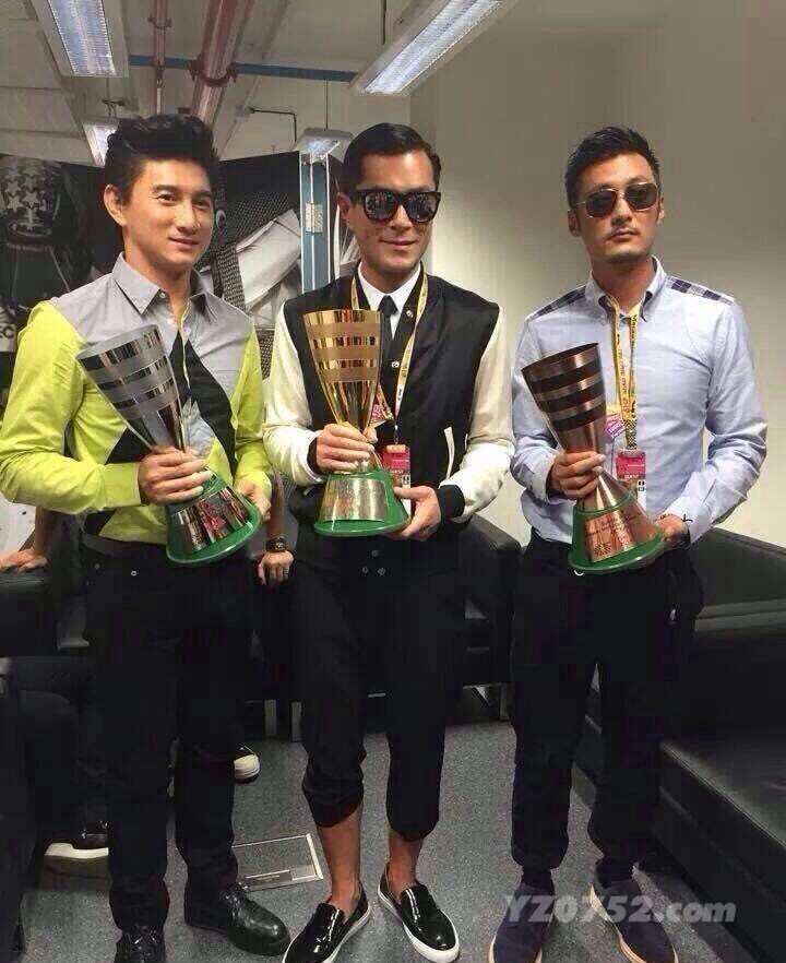 QQ图片20141120192736.jpg