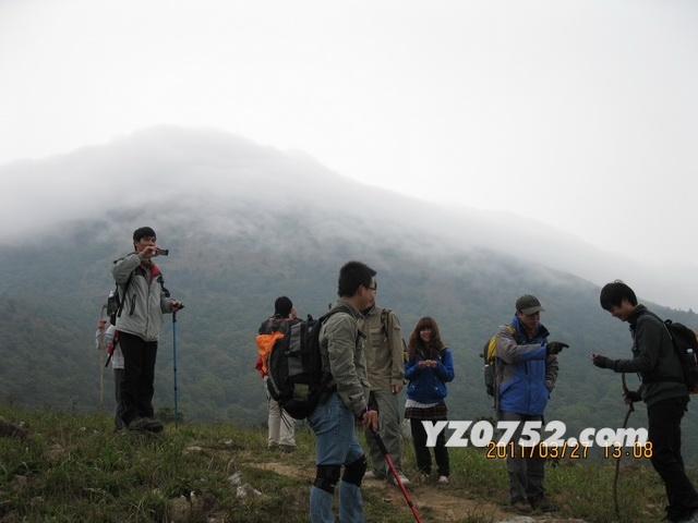 224322zy78ilw9nikyy9qq[1].jpg